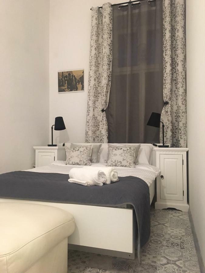Old Cracow Apartments Cracovie Extérieur photo